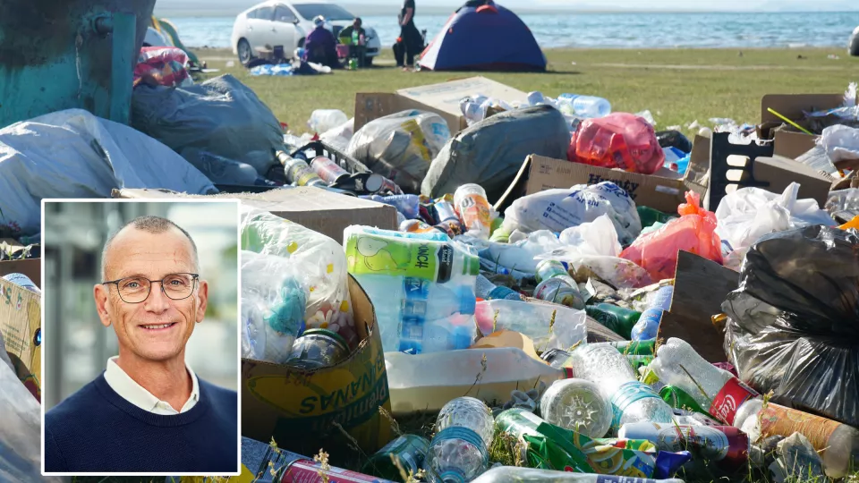 Photo of a pile of plastic waste. A portrait of Hervé Corvellec inserted.