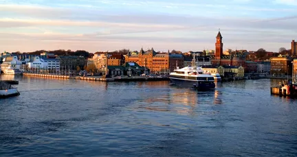 Tura; voyage across Öresund.